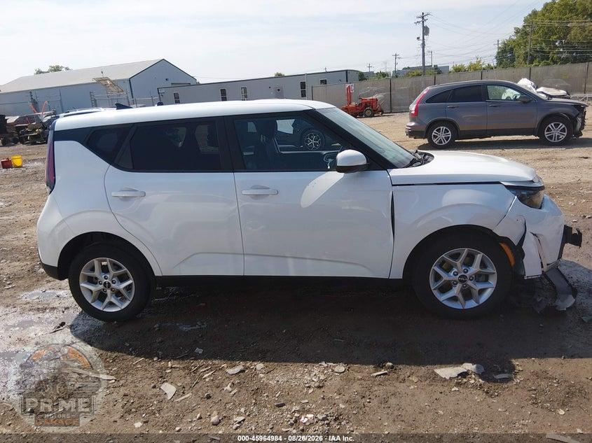 2023 KIA SOUL LX — фото 13