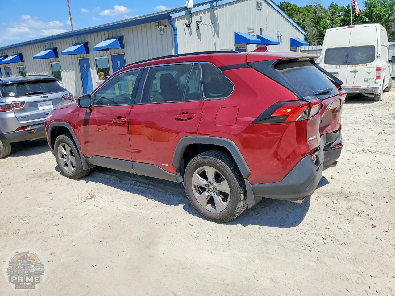 2024 TOYOTA RAV4 — фото 2