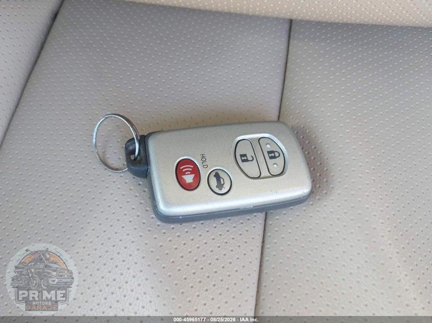 2008 TOYOTA CAMRY HYBRID — фото 11