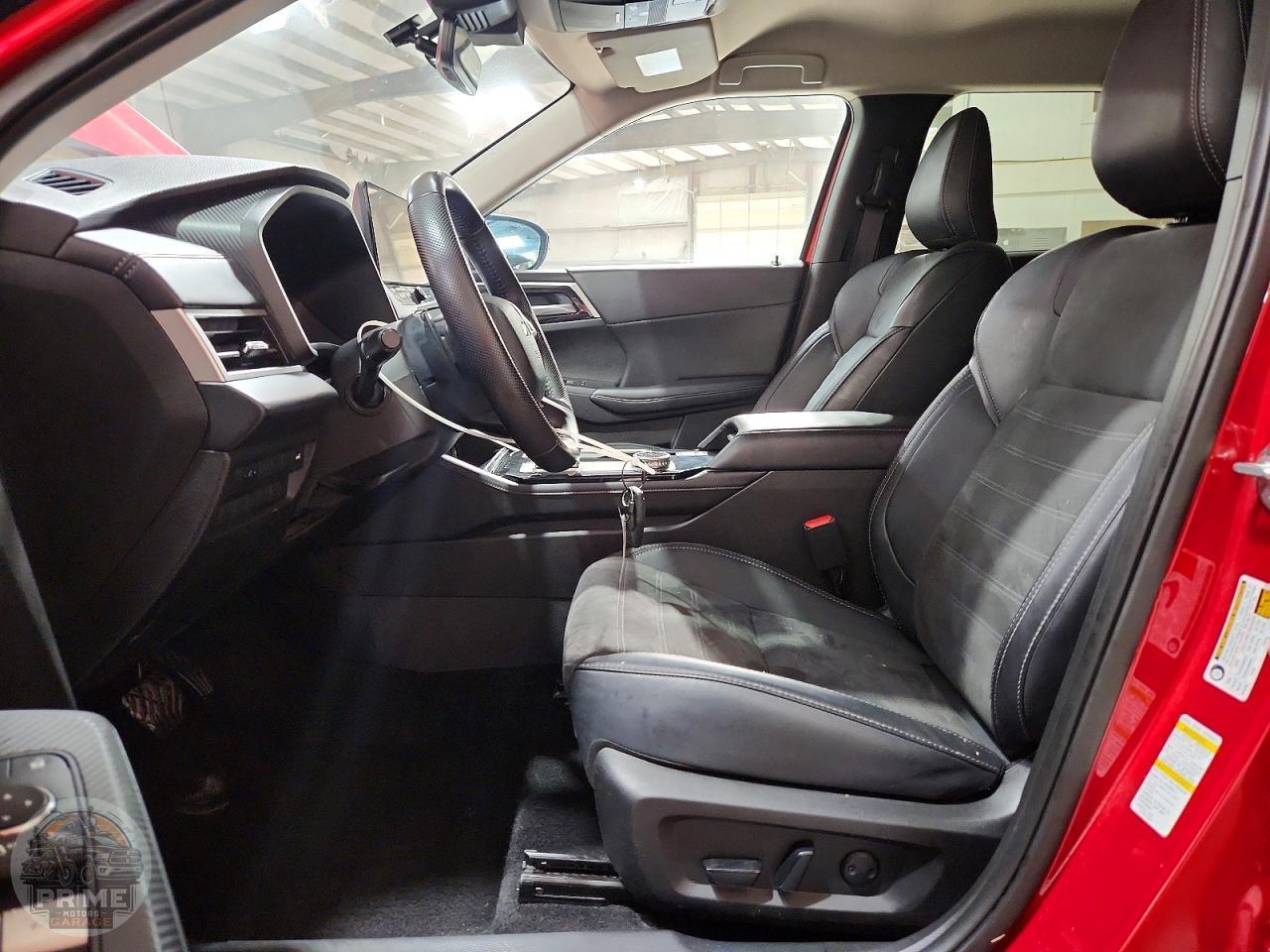 2025 MITSUBISHI OUTLANDER — фото 14