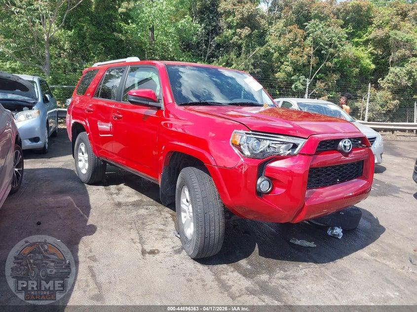 2018 TOYOTA 4RUNNER SR5 — фото 1