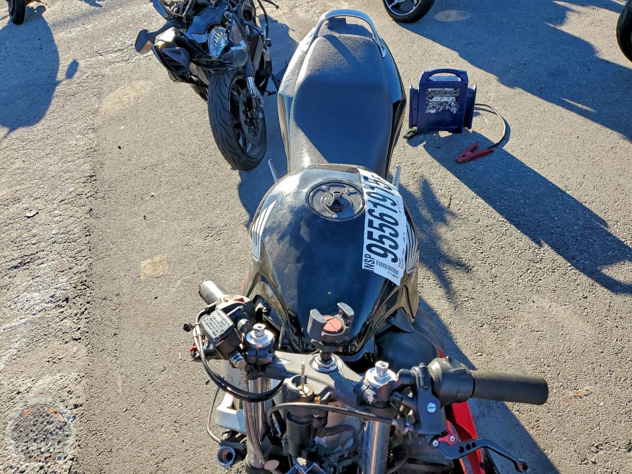 2004 HONDA CBR600 — фото 5