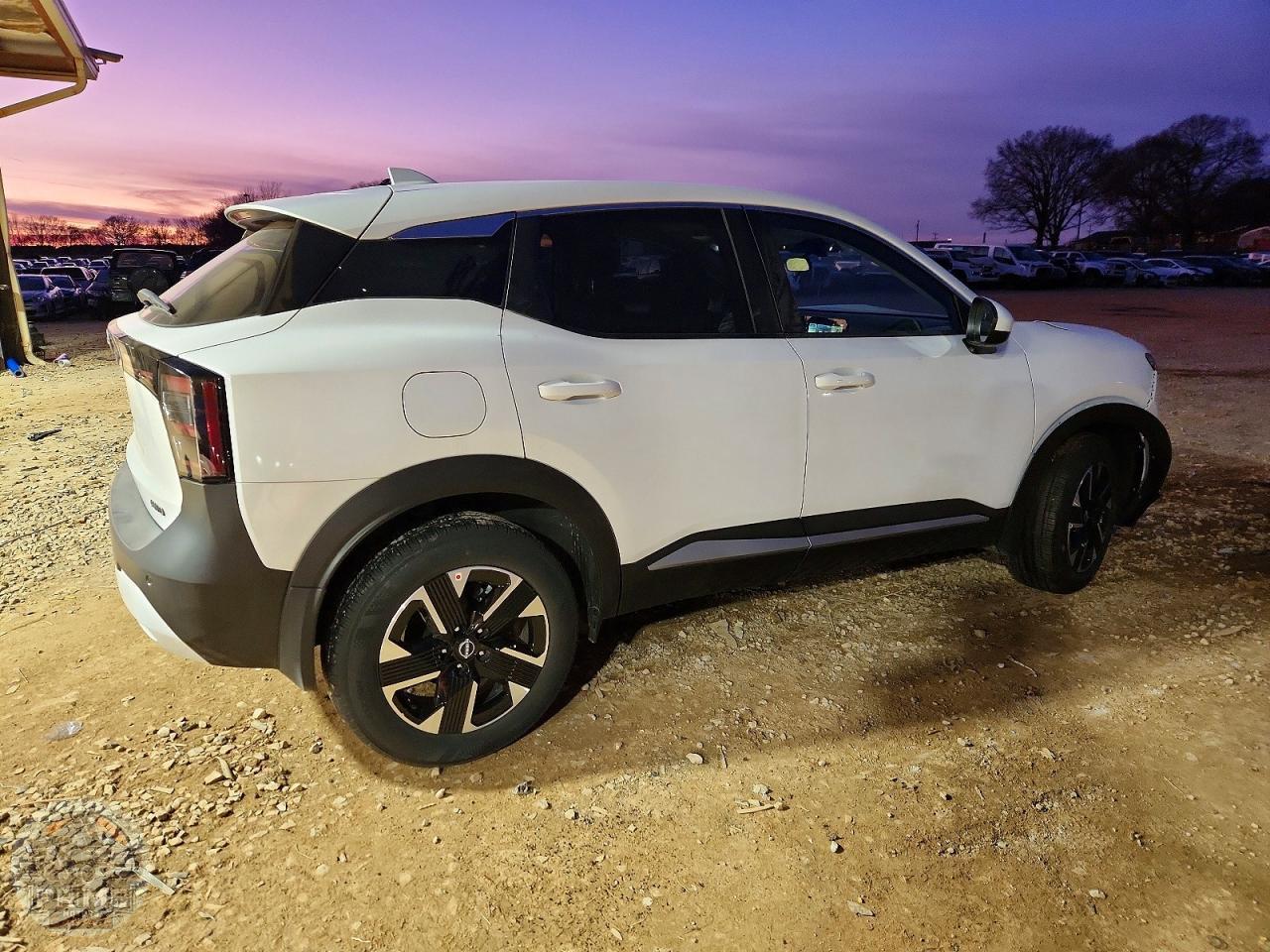 2025 NISSAN KICKS — фото 3