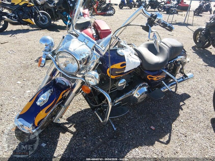 2012 HARLEY-DAVIDSON FLHRC (ROAD KING CLASSIC) ROAD KING CLASSIC — фото 2