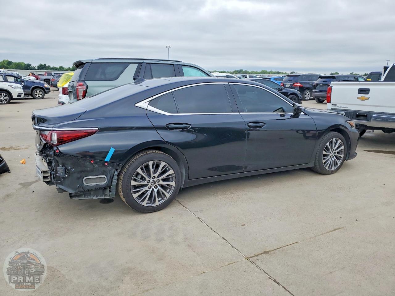2020 LEXUS ES — фото 3