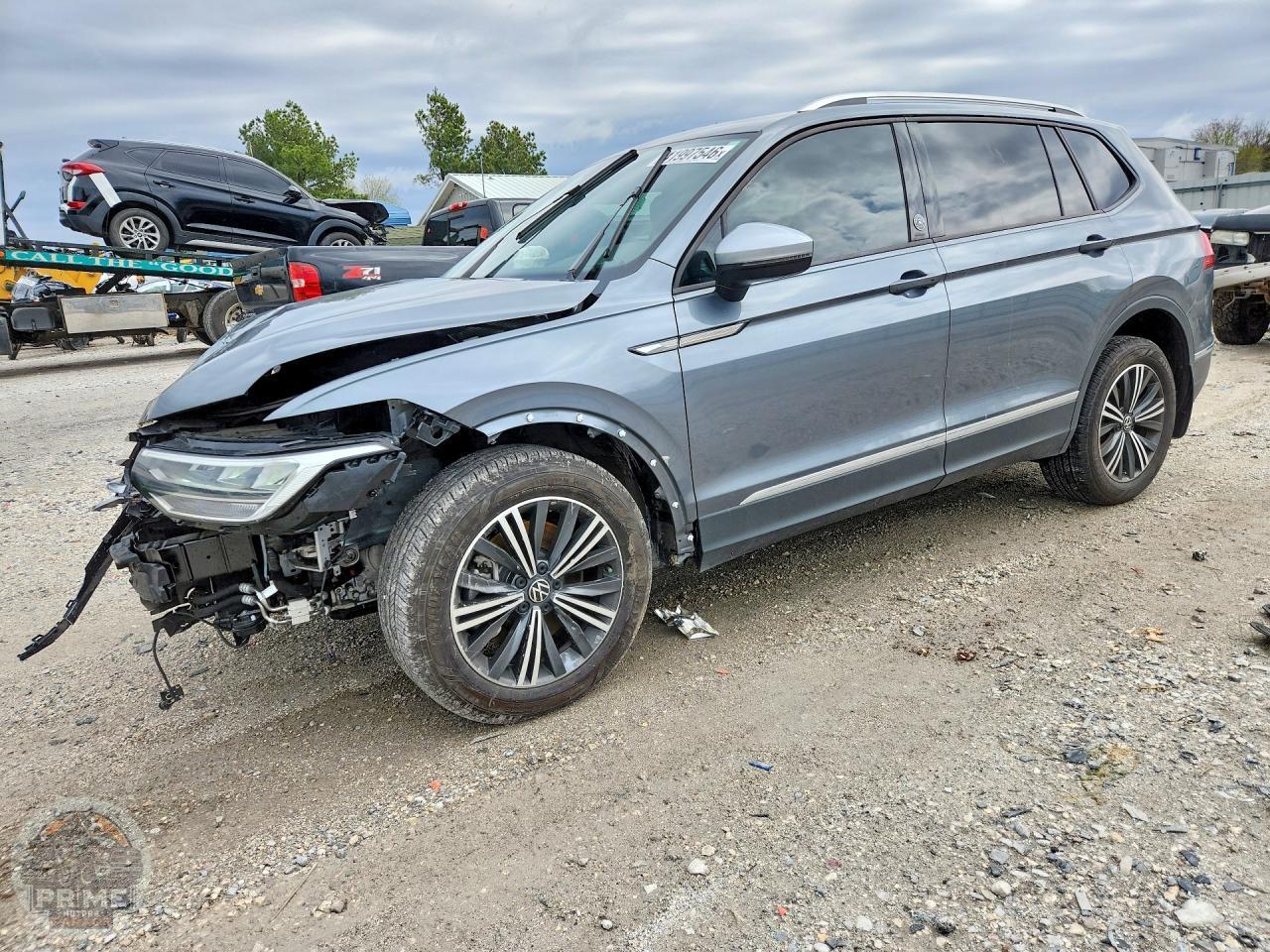 2024 VOLKSWAGEN TIGUAN — фото 1
