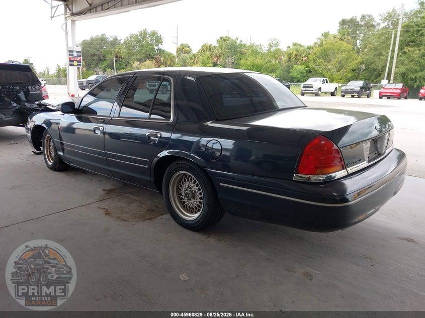 2001 FORD CROWN VICTORIA LX — фото 3