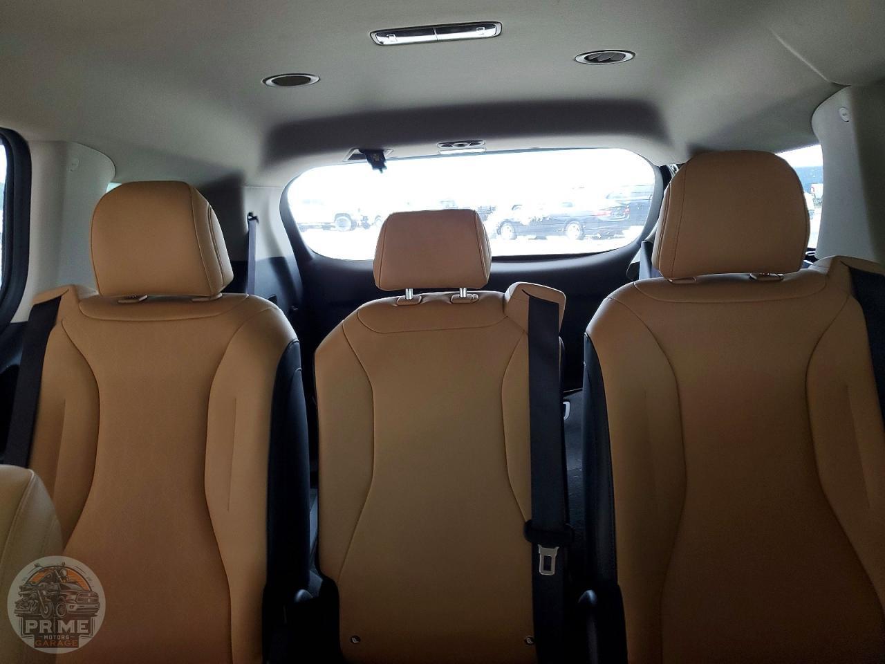 2024 KIA CARNIVAL — фото 9