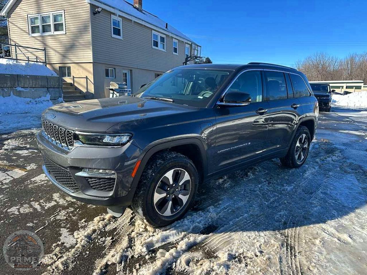 2024 JEEP GRAND CHEROKEE — фото 1