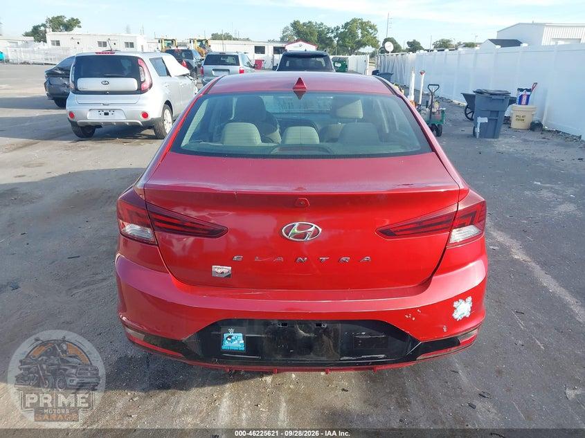 2019 HYUNDAI ELANTRA SEL — фото 17