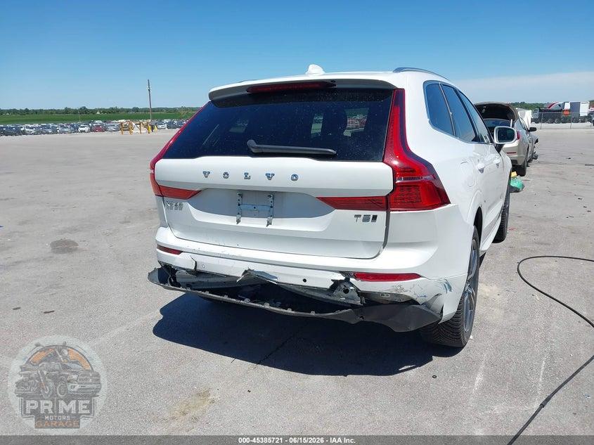 2021 VOLVO XC60 T5 MOMENTUM — фото 6