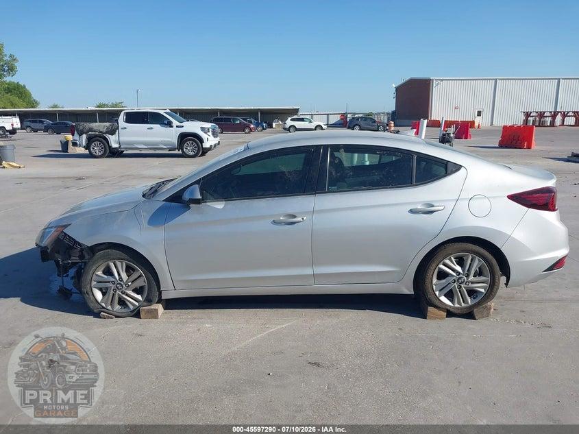 2019 HYUNDAI ELANTRA SEL — фото 14