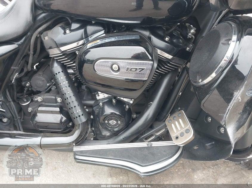 2018 HARLEY-DAVIDSON FLTRXS (ROAD GLIDE SPECIAL) ROAD GLIDE SPECIAL — фото 8
