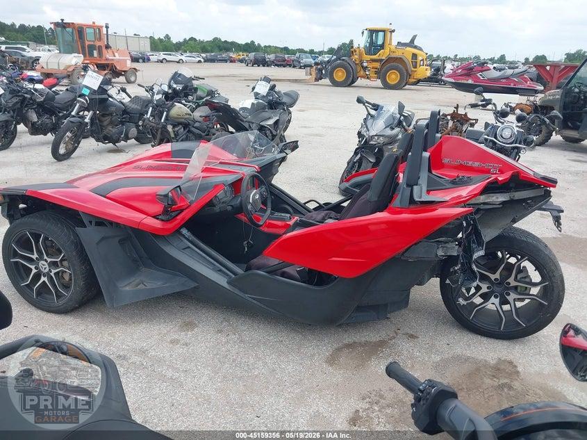 2020 POLARIS SLINGSHOT — фото 14