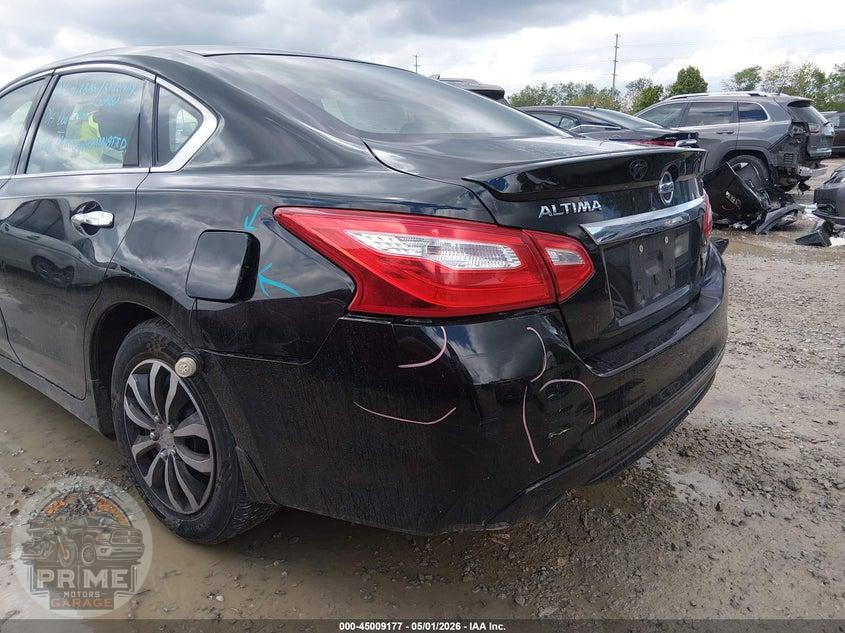 2016 NISSAN ALTIMA 2.5 SR — фото 18