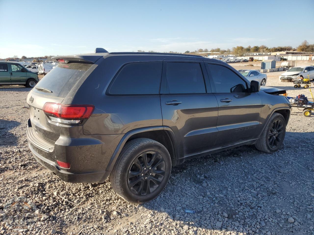 2021 JEEP GRAND CHEROKEE — фото 3