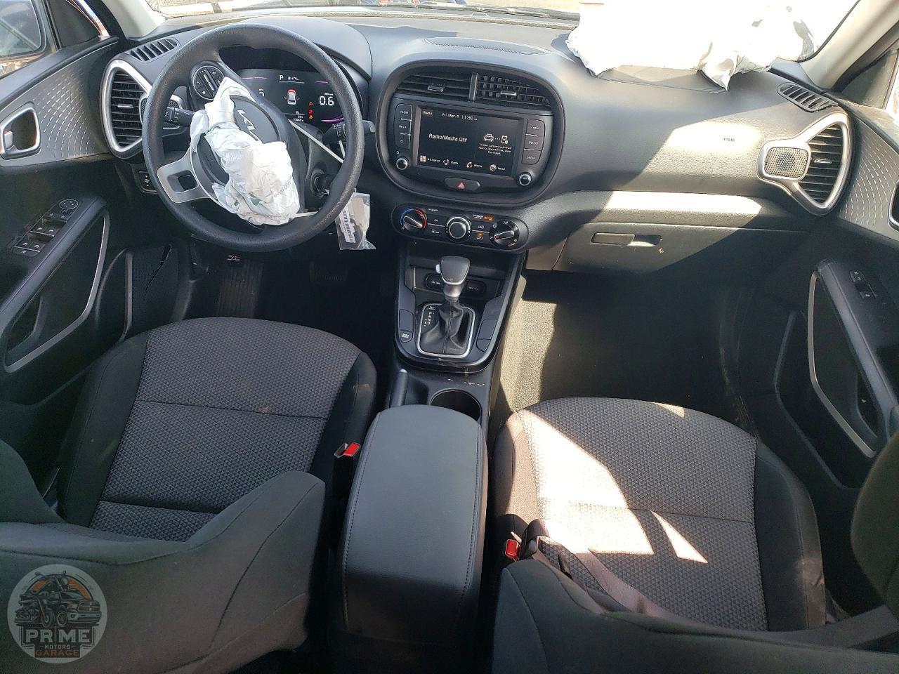 2025 KIA SOUL — фото 8