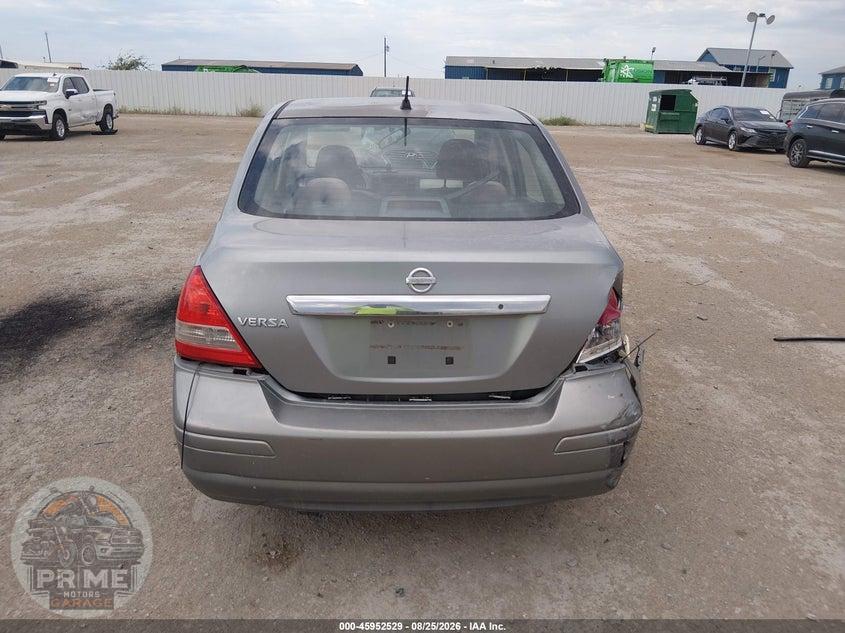 2010 NISSAN VERSA 1.8S — фото 6