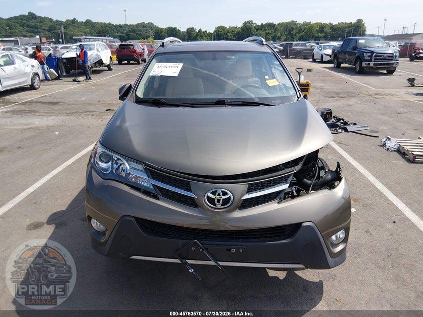 2015 TOYOTA RAV4 XLE — фото 13