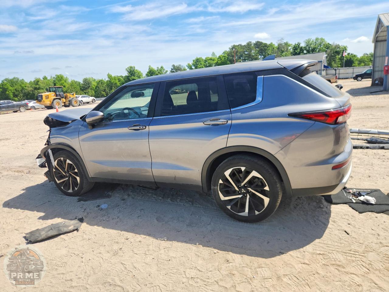 2023 MITSUBISHI OUTLANDER — фото 2