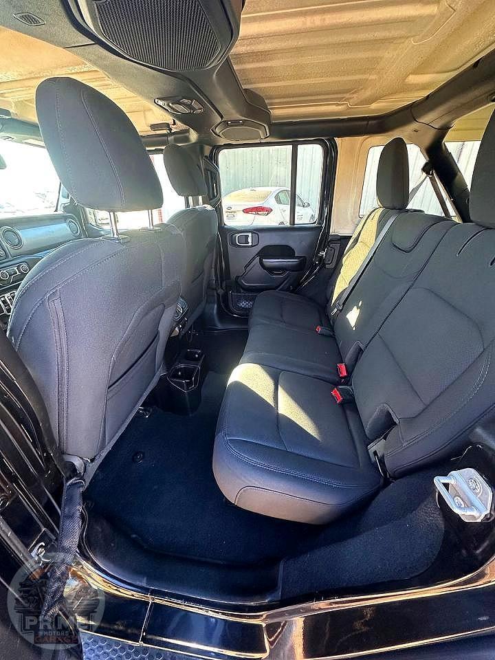 2020 JEEP WRANGLER — фото 17