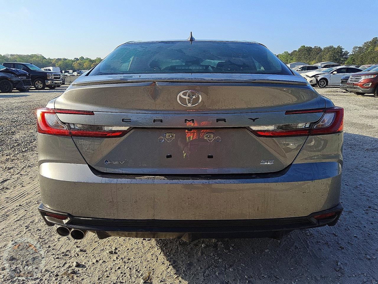 2025 TOYOTA CAMRY — фото 6