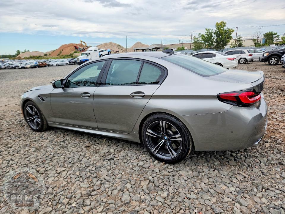 2023 BMW M5 — фото 3