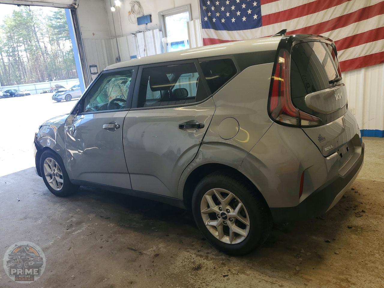 2023 KIA SOUL — фото 2