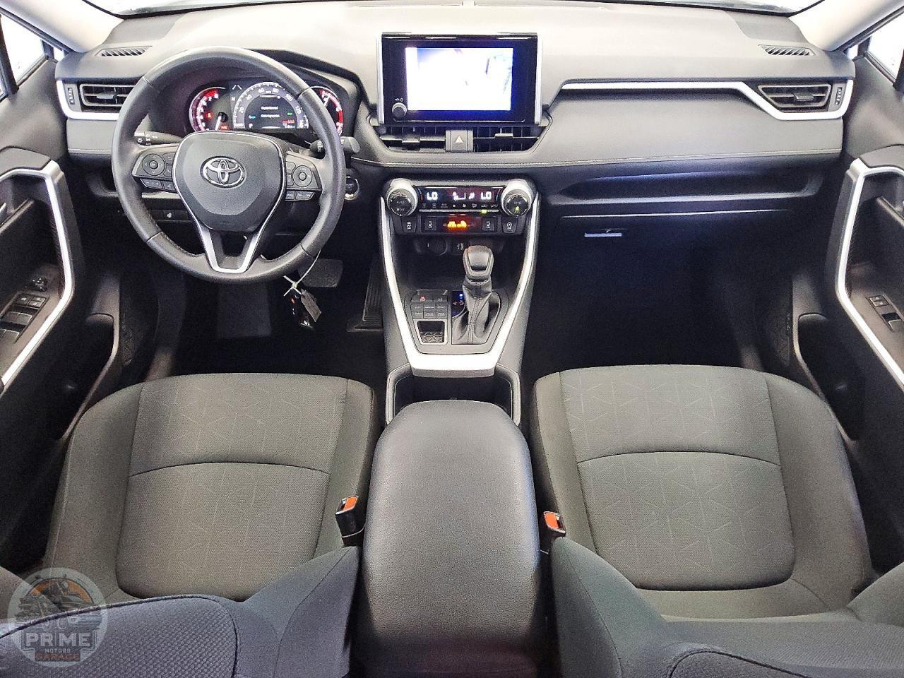 2025 TOYOTA RAV4 — фото 8
