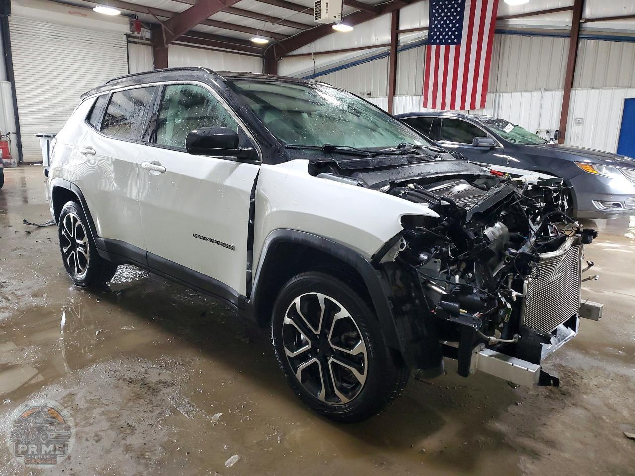2022 JEEP COMPASS — фото 4