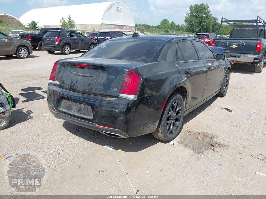 2022 CHRYSLER 300 TOURING L AWD — фото 4