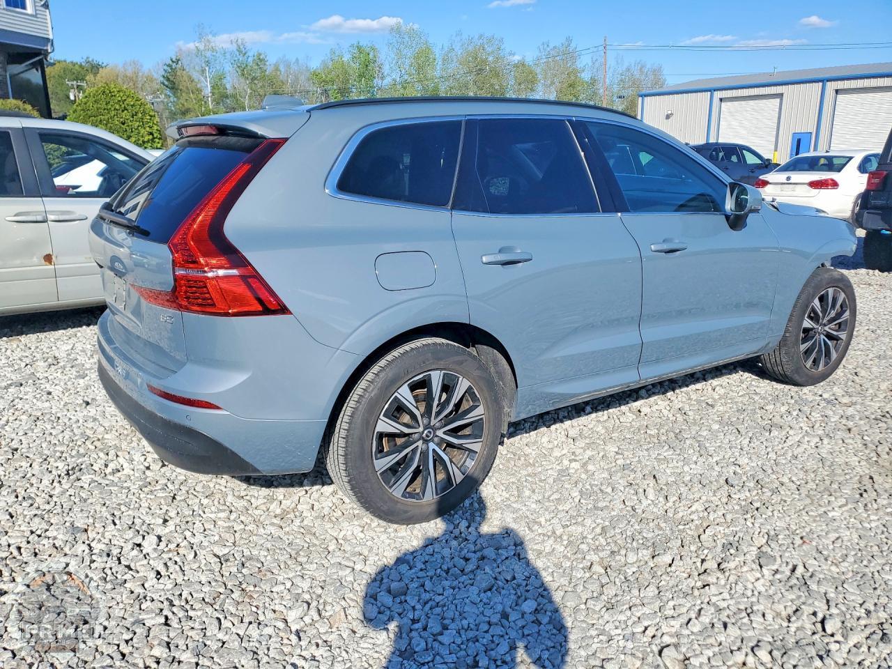 2023 VOLVO XC60 — фото 3