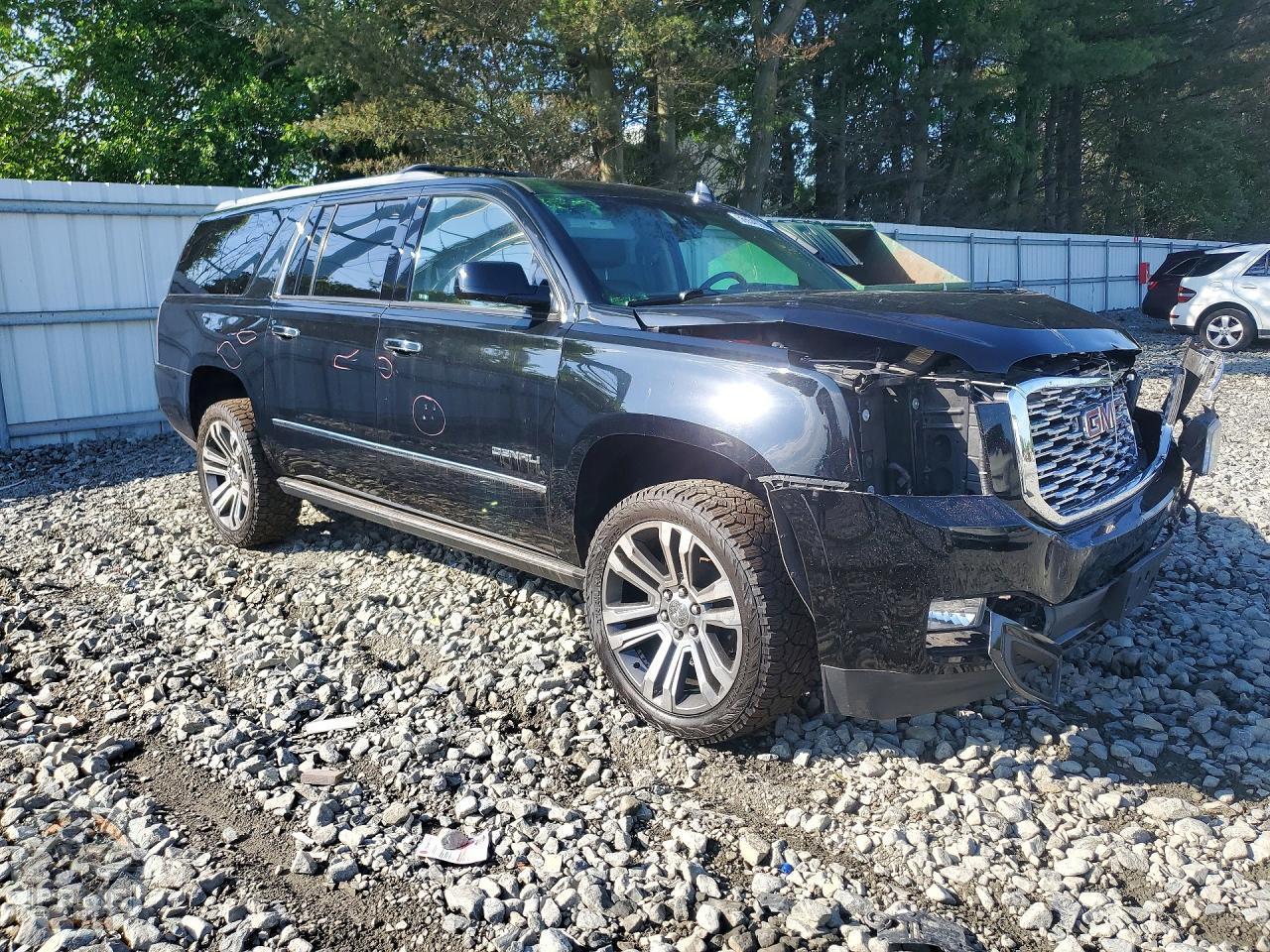 2020 GMC YUKON — фото 4