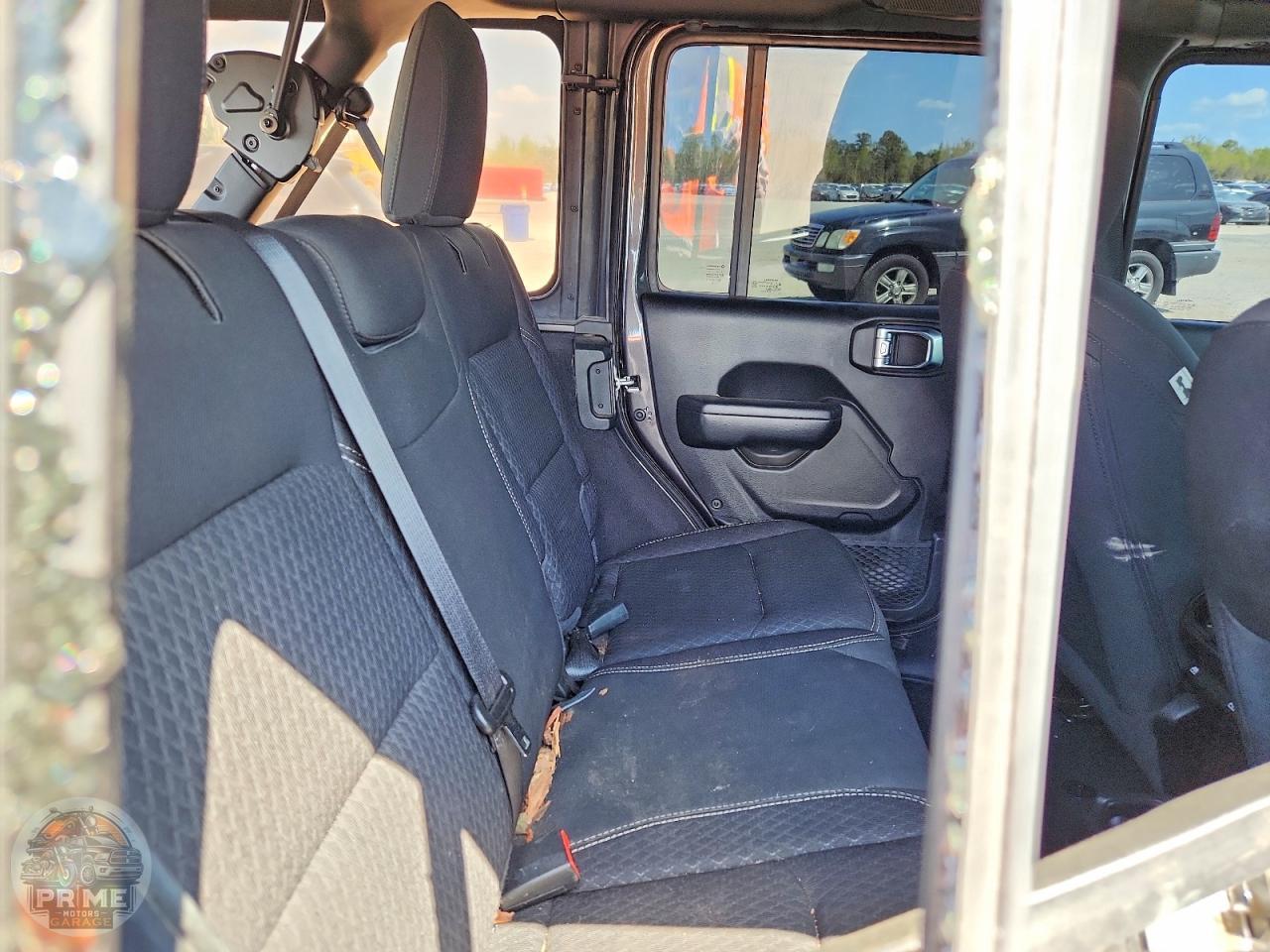 2021 JEEP WRANGLER — фото 11