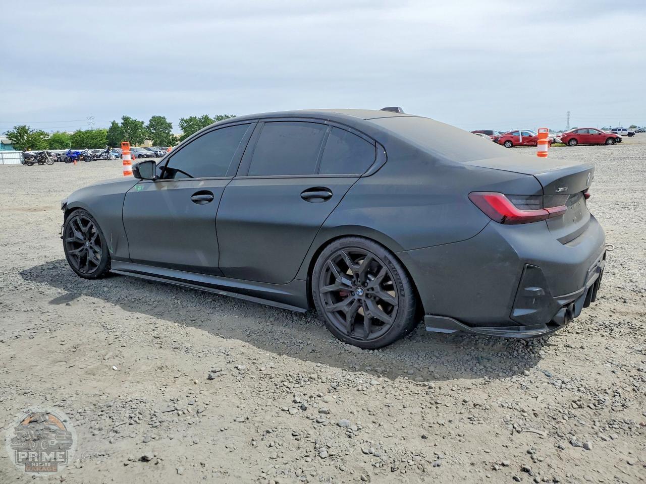 2025 BMW 3 SERIES — фото 2