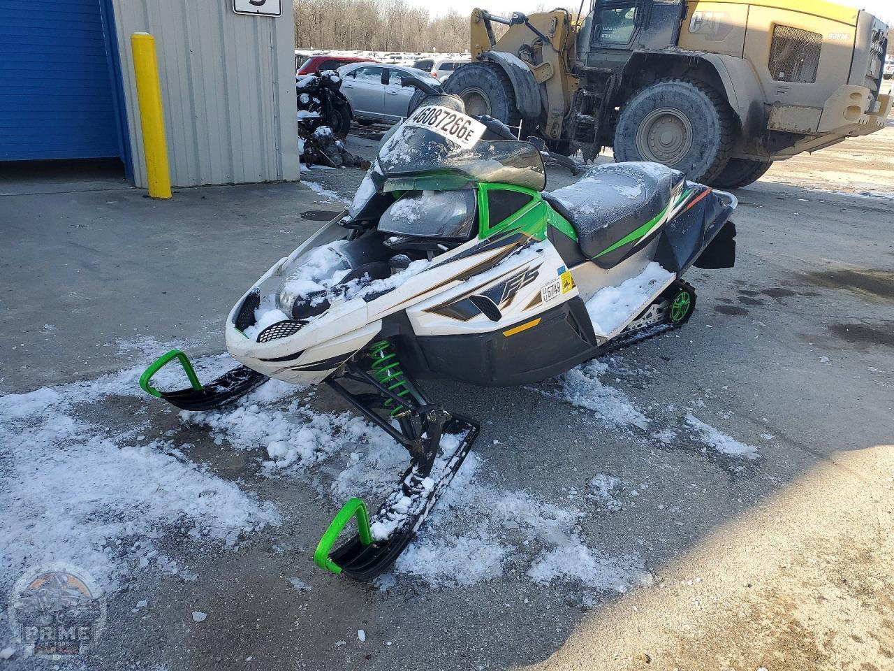 2008 ARCTIC CAT SNOWMOBILE — фото 2