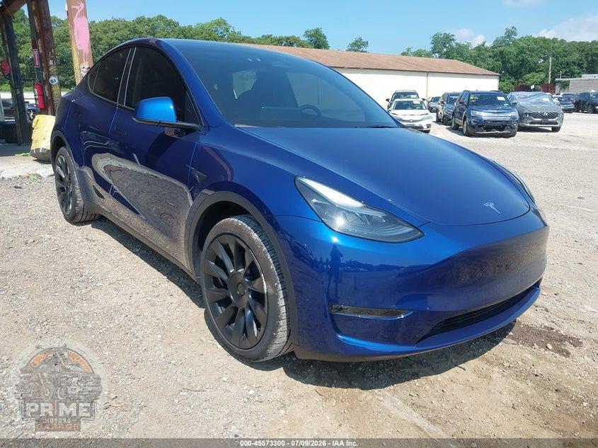 2025 TESLA MODEL Y LONG RANGE DUAL MOTOR ALL-WHEEL DRIVE — фото 1