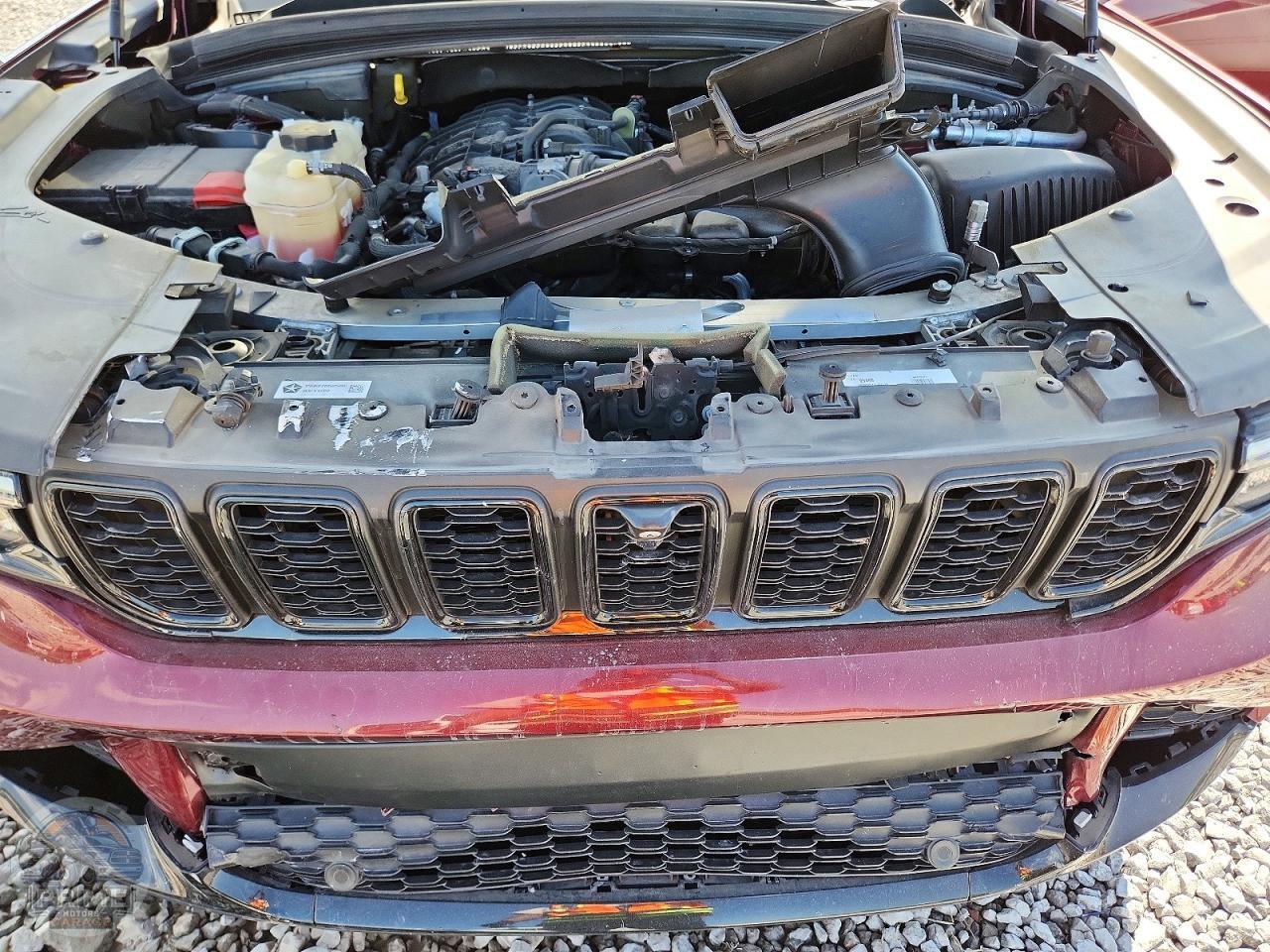 2022 JEEP GRAND CHEROKEE — фото 12