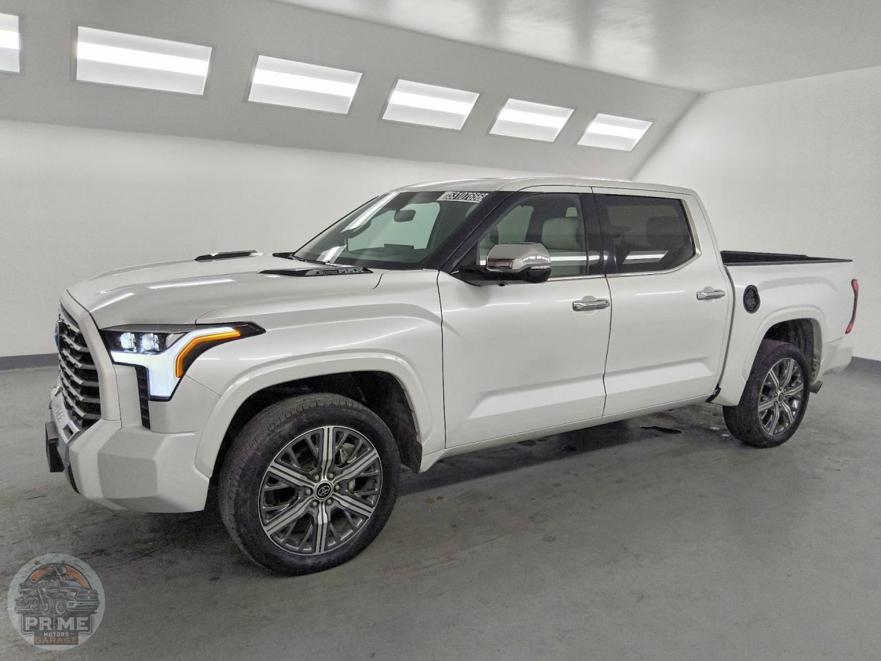 2023 TOYOTA TUNDRA — фото 1