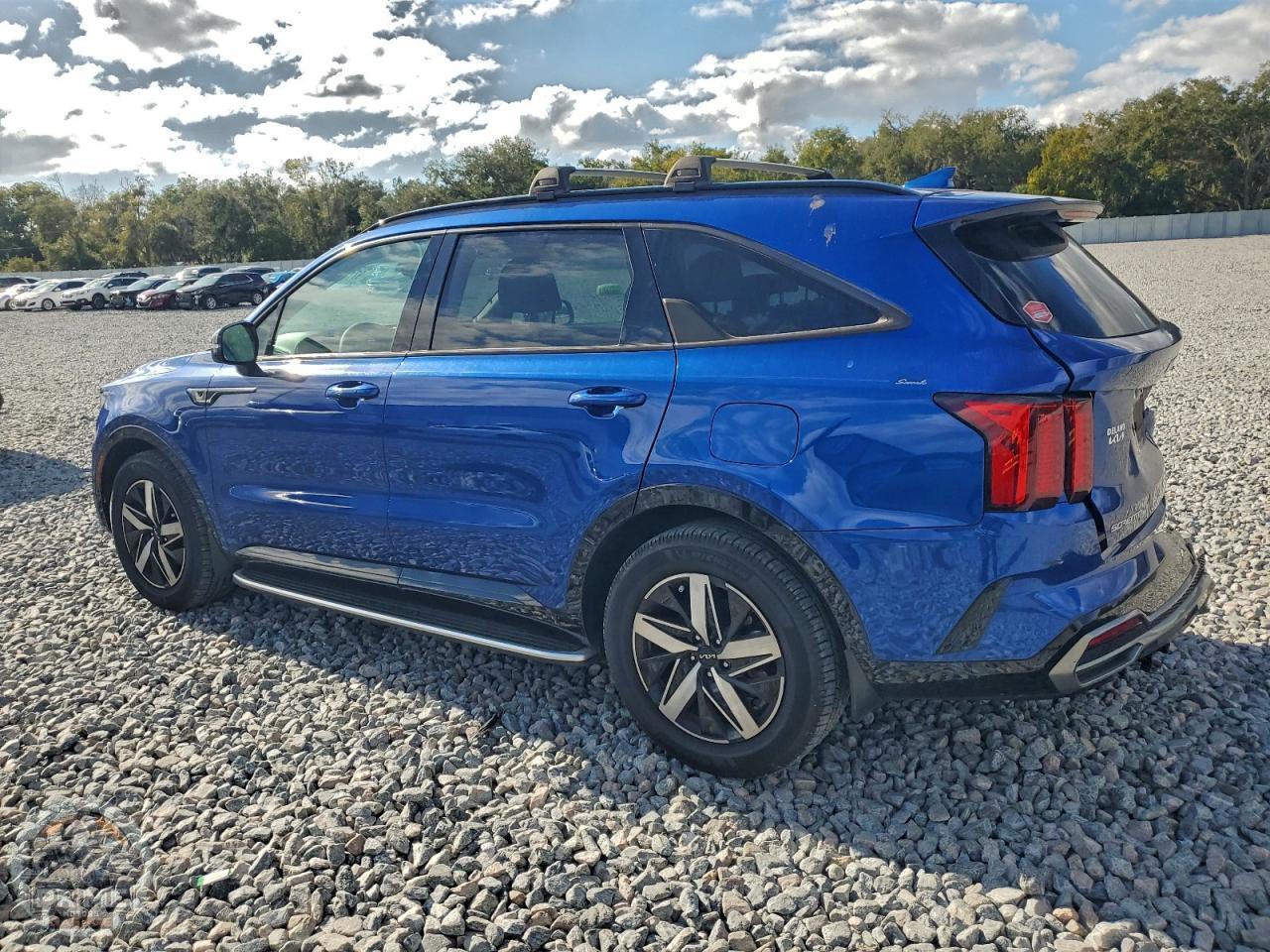 2023 KIA SORENTO — фото 2