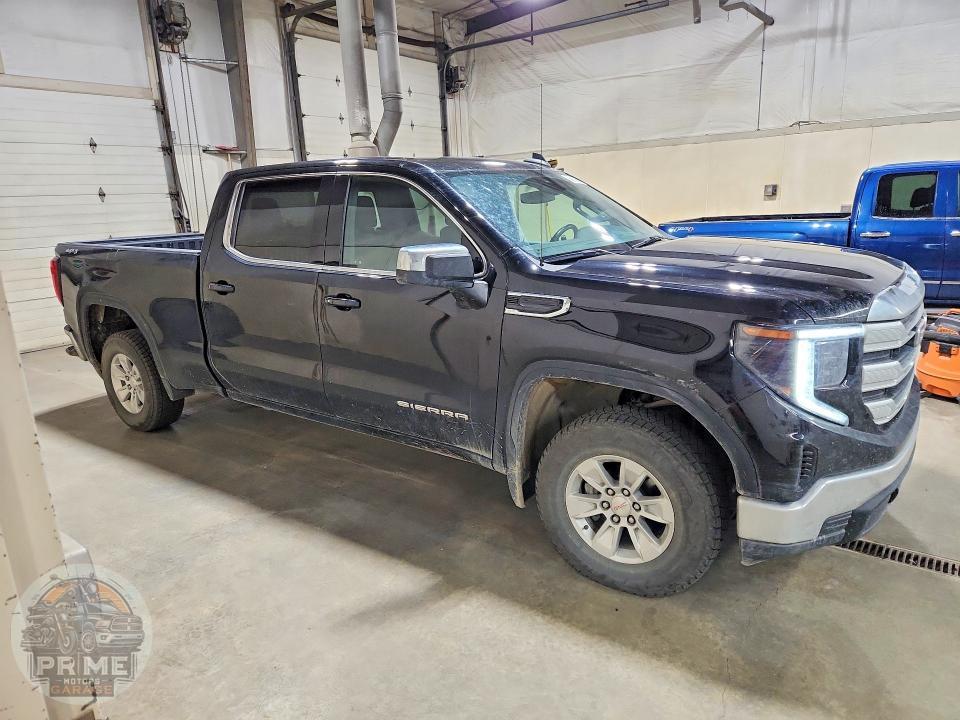 2023 GMC SIERRA — фото 4