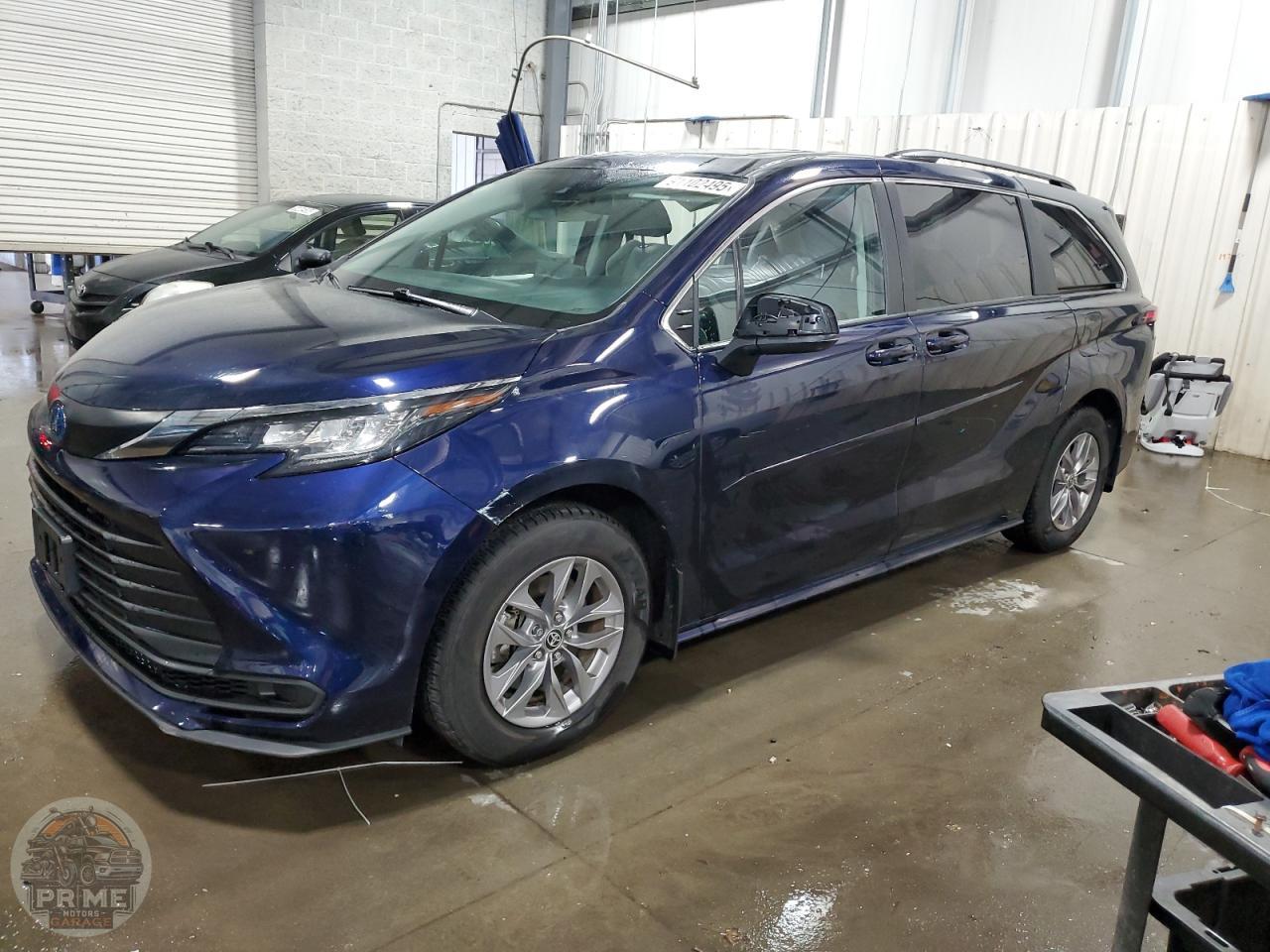 2022 TOYOTA SIENNA — фото 1