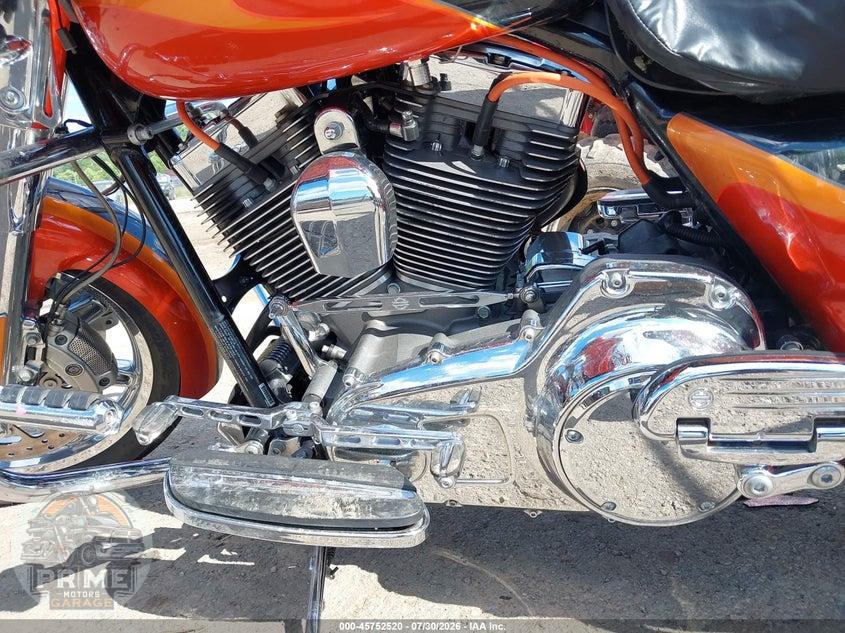 2013 HARLEY-DAVIDSON FLHTCUSE (CVO ULTRA CLASSIC SCREAMIN EAGLE) CVO ULTRA CLS ELECTRA GLD — фото 9