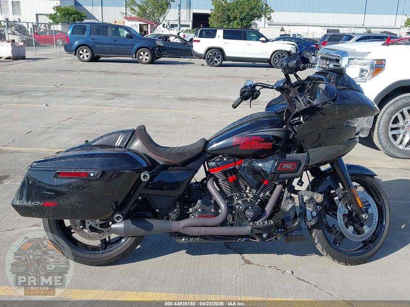 2024 HARLEY-DAVIDSON FLTRXSTSE (CVO ROAD GLIDE ST) — фото 13