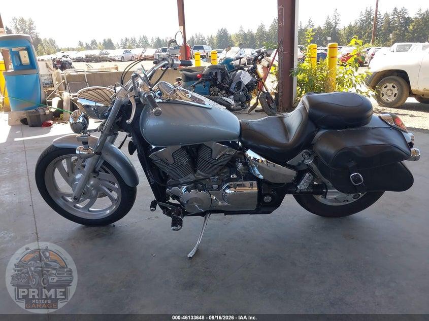 2004 HONDA VTX1300 C — фото 13