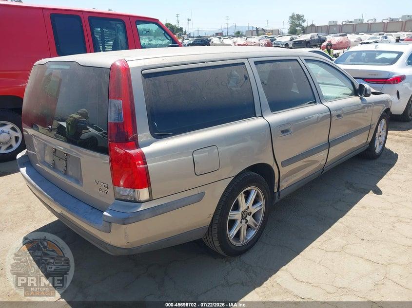 2003 VOLVO V70 2.4L TURBO — фото 4