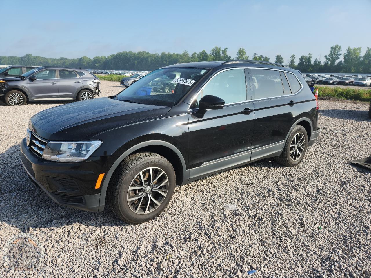 2021 VOLKSWAGEN TIGUAN — фото 1
