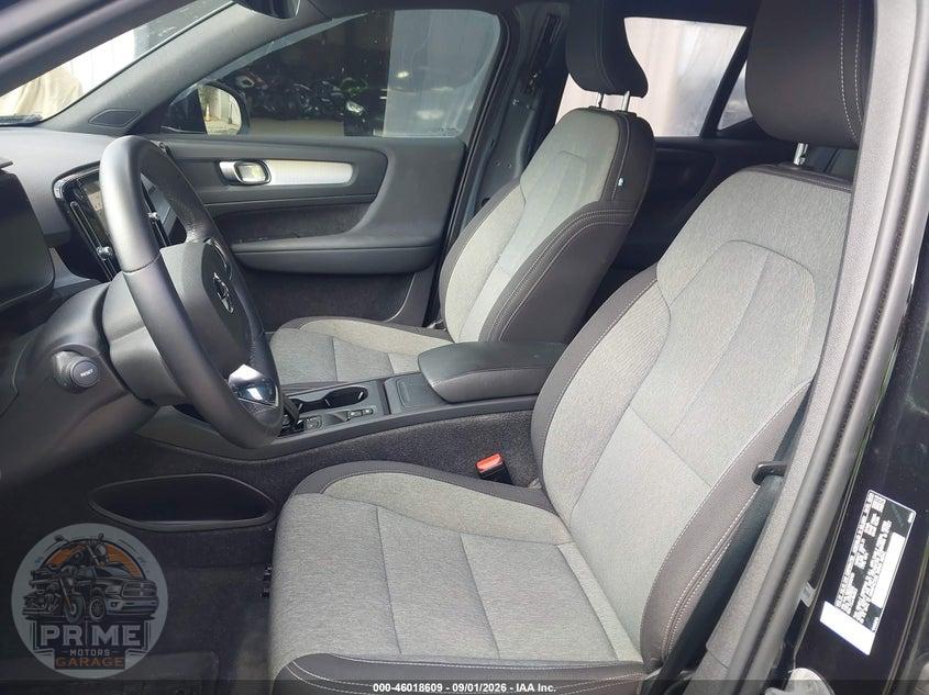 2024 VOLVO XC40 B5 CORE BRIGHT THEME/B5 CORE DARK THEME — фото 5