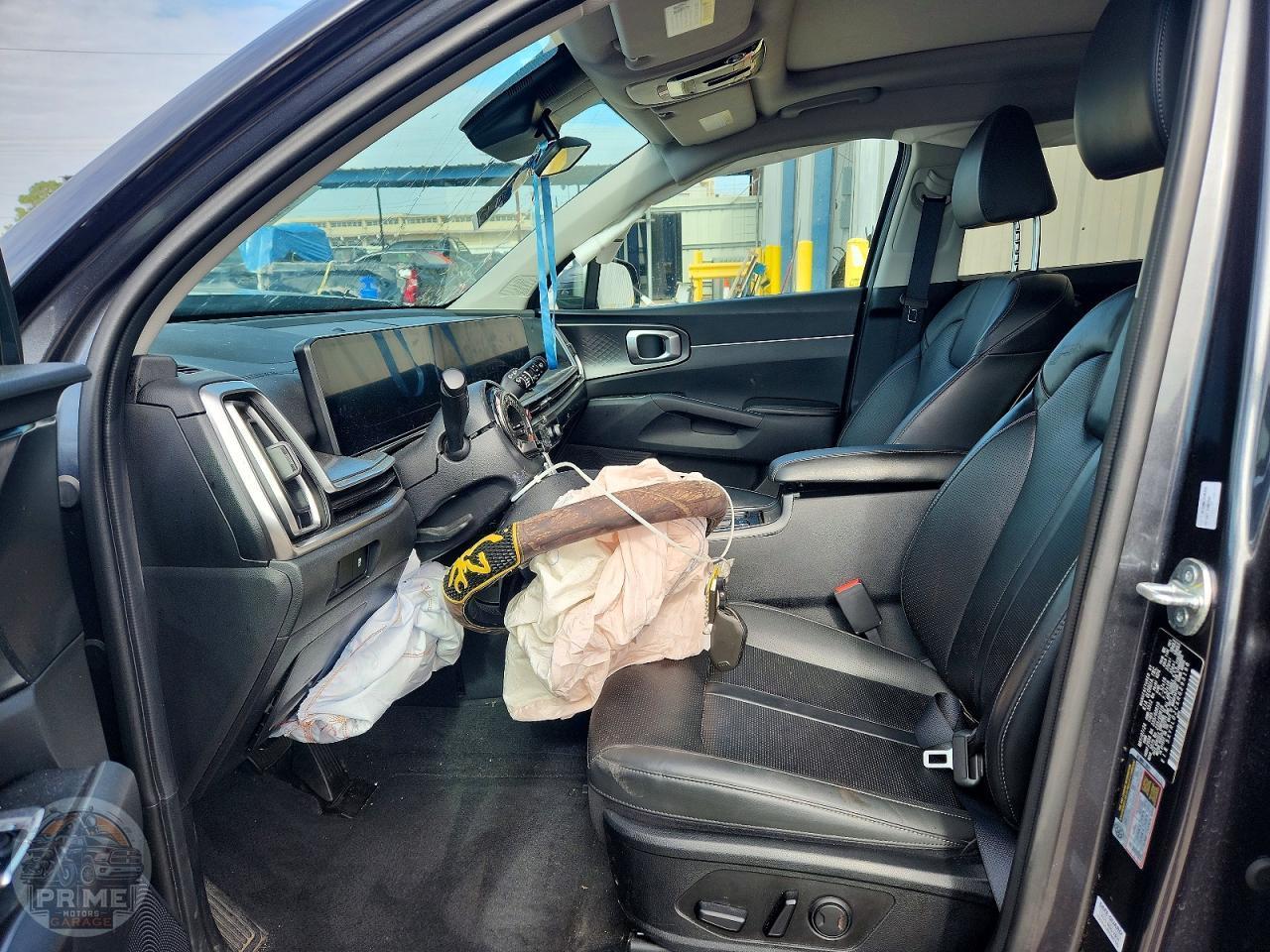 2024 KIA SORENTO — фото 7