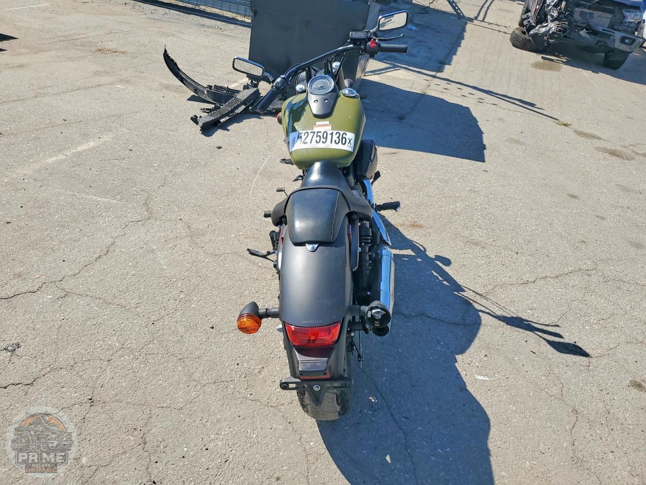 2023 HONDA VT750 — фото 4